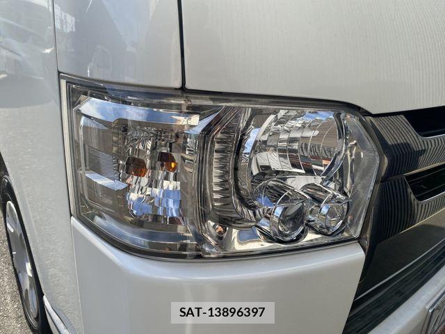Toyota HIACE VAN 2020-04 8629424-22