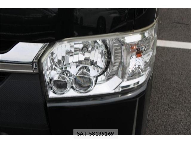 Toyota HIACE VAN 2014-09 8629422-19