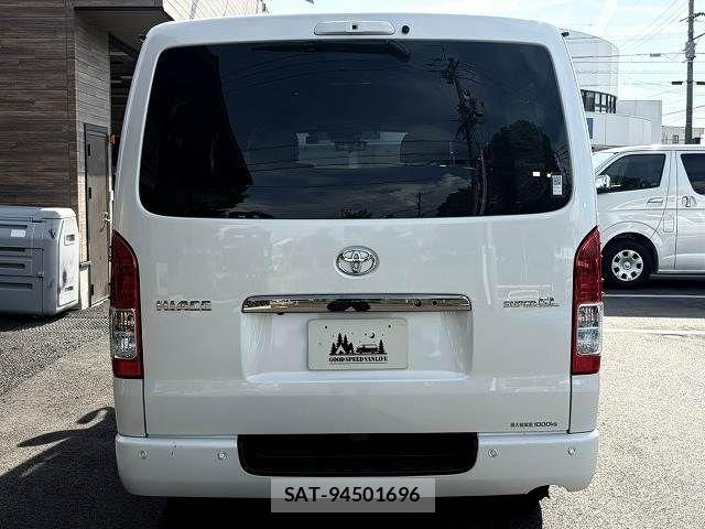 Toyota HIACE VAN 2024-05 8629417-15
