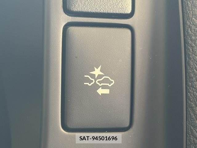 Toyota HIACE VAN 2024-05 8629417-5