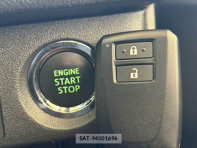 Toyota HIACE VAN 2024-05 8629417-7