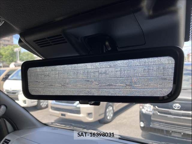 Toyota HIACE VAN 2026-05 8629404-17