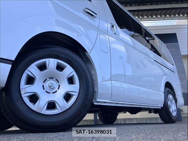 Toyota HIACE VAN 2026-05 8629404-8