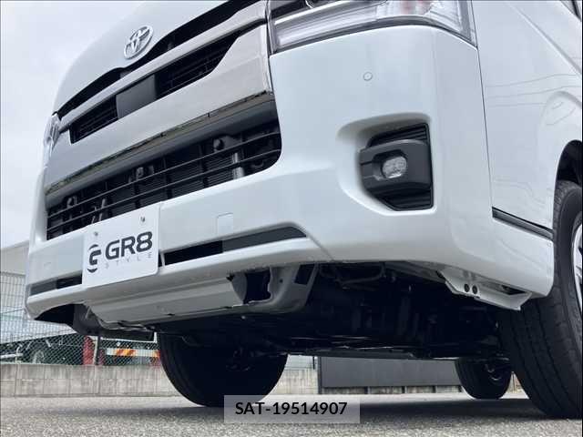 Toyota HIACE VAN 2026-07 8629414-27