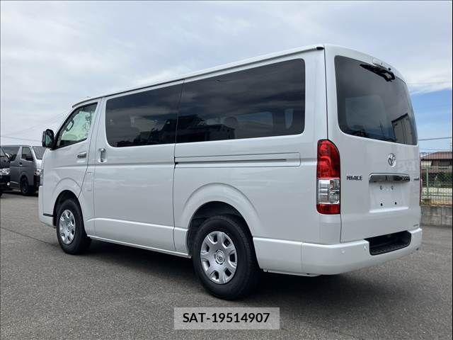 Toyota HIACE VAN 2026-07 8629414-7