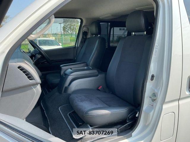 Toyota HIACE VAN 2017-05 8629423-10