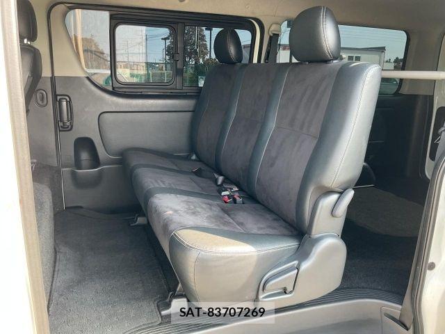 Toyota HIACE VAN 2017-05 8629423-12