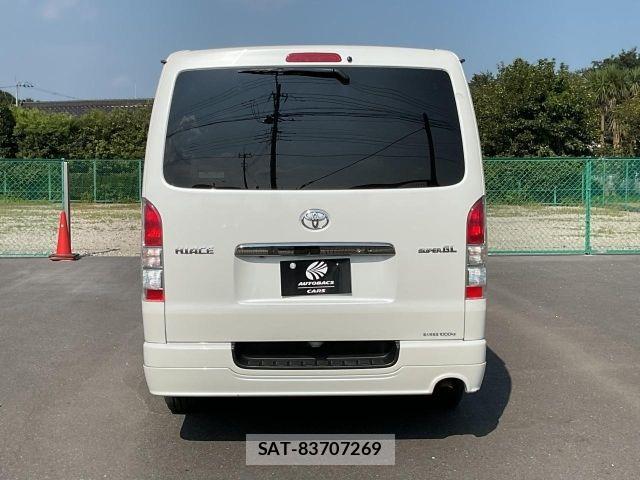Toyota HIACE VAN 2017-05 8629423-4