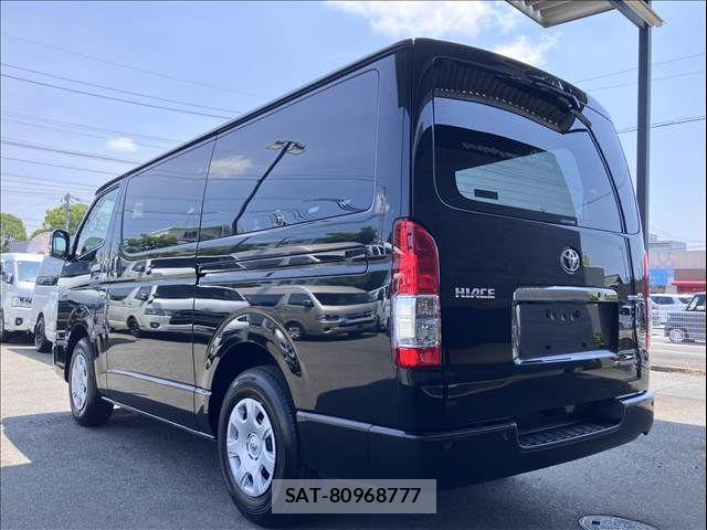 Toyota HIACE VAN 2026-07 8629401-15