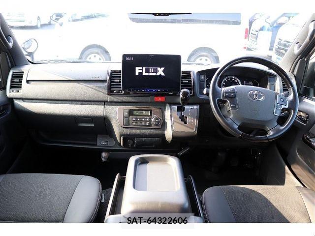 Toyota HIACE VAN 2021-01 8629420-3