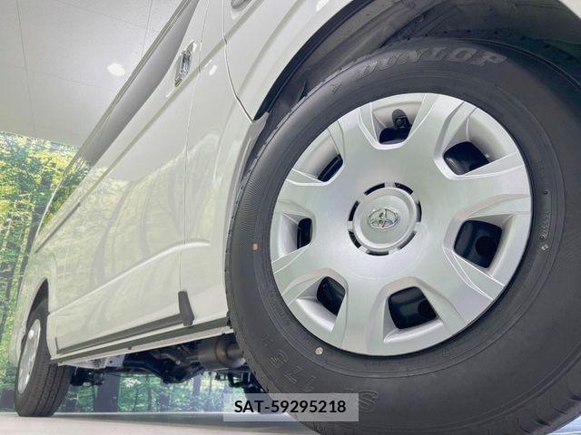 Toyota HIACE VAN 2026-05 8629406-12