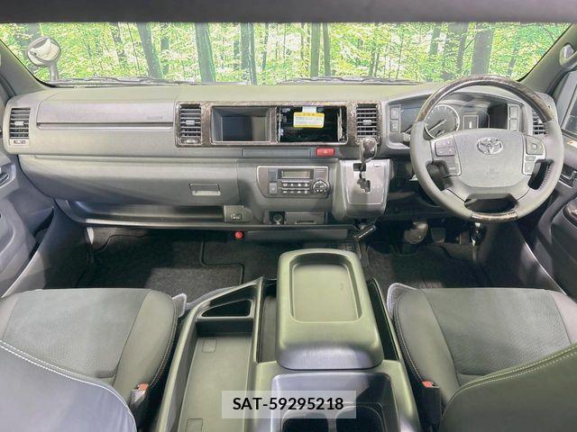 Toyota HIACE VAN 2026-05 8629406-1