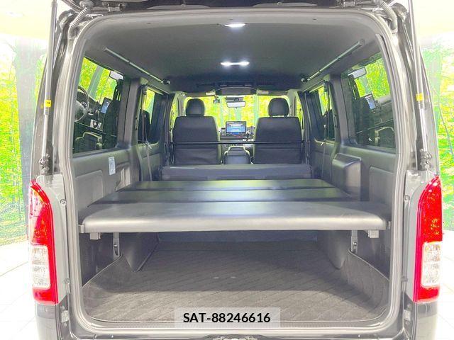 Toyota HIACE VAN 2025-05 8629409-9