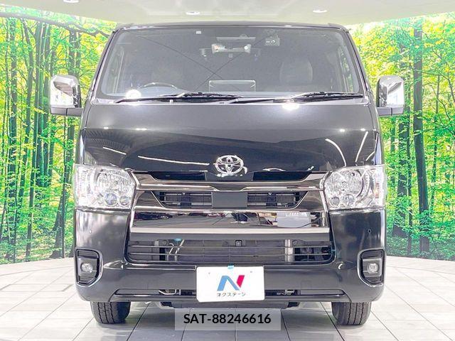 Toyota HIACE VAN 2025-05 8629409-13