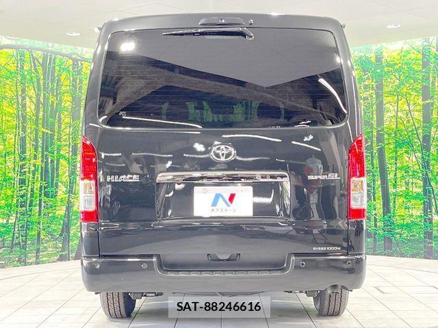 Toyota HIACE VAN 2025-05 8629409-14
