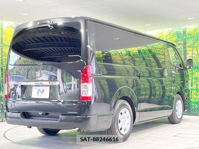 Toyota HIACE VAN 2025-05 8629409-16