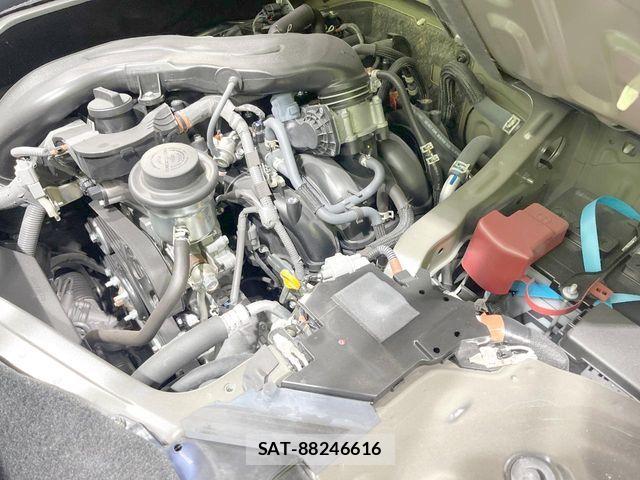 Toyota HIACE VAN 2025-05 8629409-17