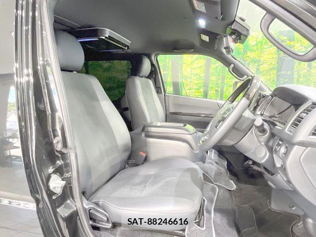 Toyota HIACE VAN 2025-05 8629409-7