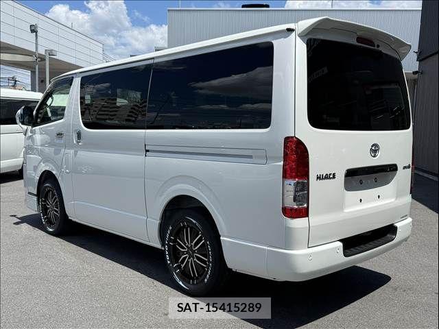 Toyota HIACE VAN 2023-04 8629416-15