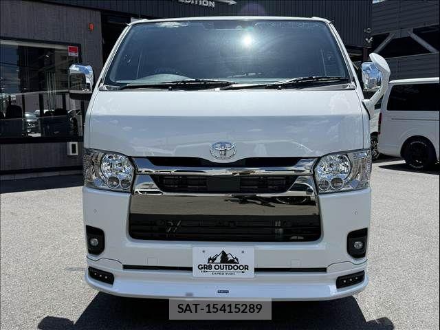 Toyota HIACE VAN 2023-04 8629416-1