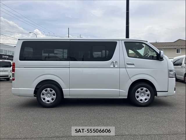Toyota HIACE VAN 2026-05 8629403-12