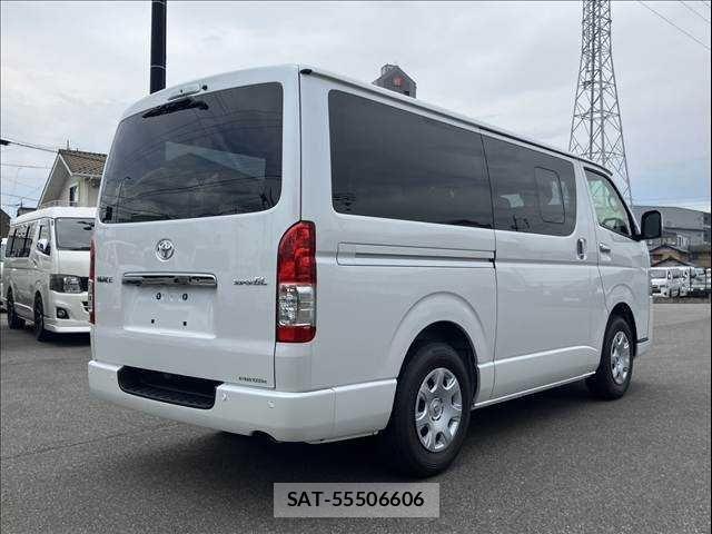 Toyota HIACE VAN 2026-05 8629403-14