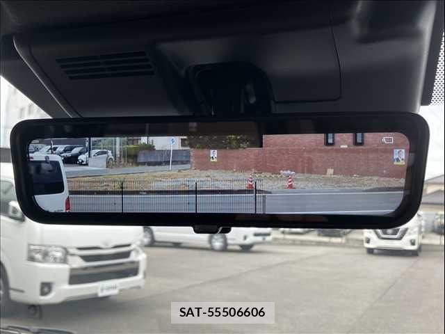 Toyota HIACE VAN 2026-05 8629403-16