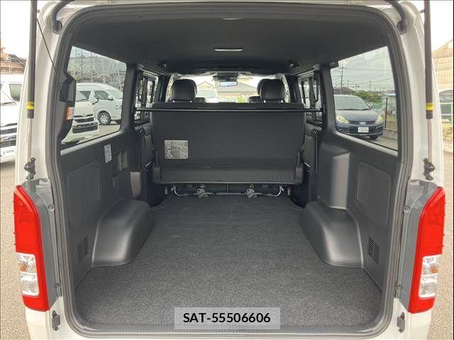 Toyota HIACE VAN 2026-05 8629403-19