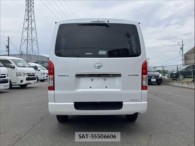 Toyota HIACE VAN 2026-05 8629403-21