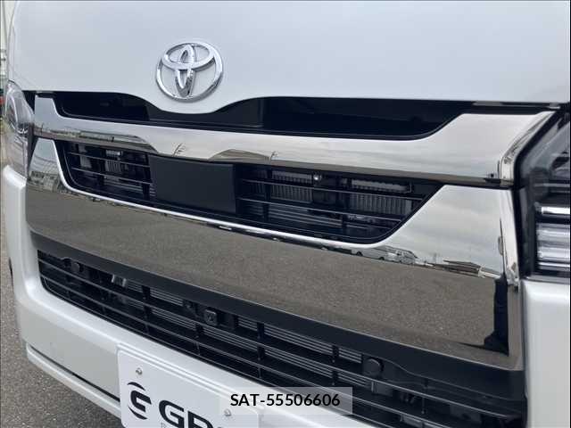 Toyota HIACE VAN 2026-05 8629403-28
