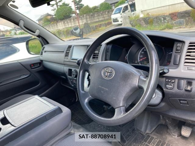 Toyota HIACE VAN 2011-09 8629428-14