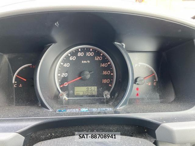 Toyota HIACE VAN 2011-09 8629428-18
