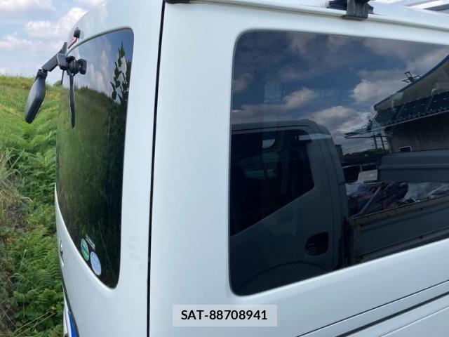 Toyota HIACE VAN 2011-09 8629428-7