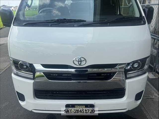 Toyota HIACE VAN 2026-08 8629412-13