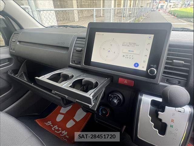 Toyota HIACE VAN 2026-08 8629412-16