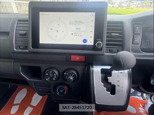 Toyota HIACE VAN 2026-08 8629412-17