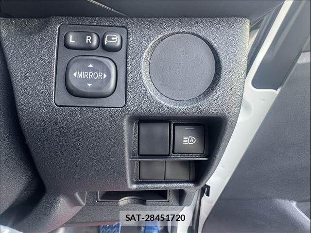 Toyota HIACE VAN 2026-08 8629412-20