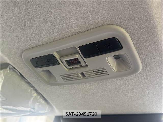 Toyota HIACE VAN 2026-08 8629412-25