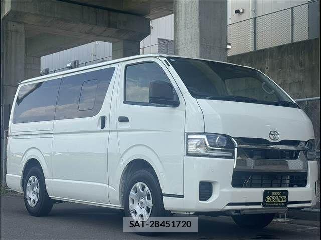 Toyota HIACE VAN 2026-08 8629412-4