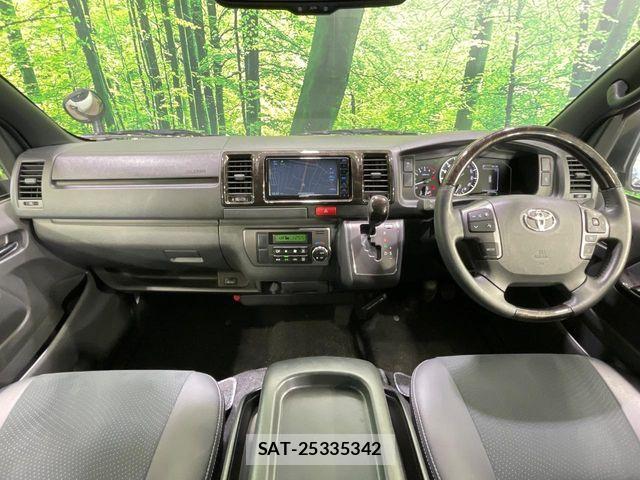 Toyota HIACE VAN 2024-02 8629418-1