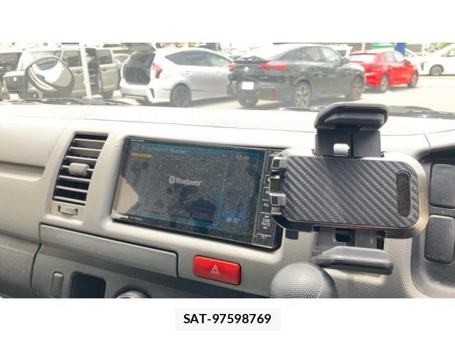 Toyota HIACE VAN 2013-12 8629429-10
