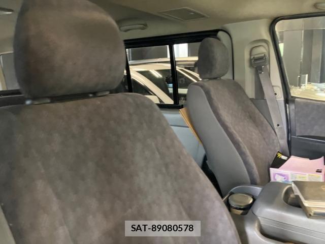 Toyota HIACE VAN 2004-11 8629427-11