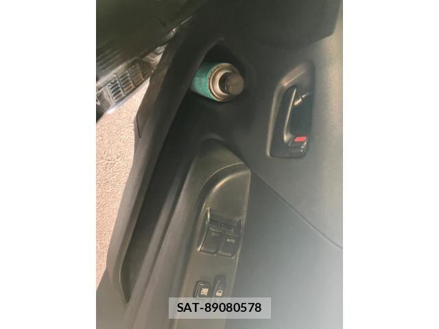 Toyota HIACE VAN 2004-11 8629427-18