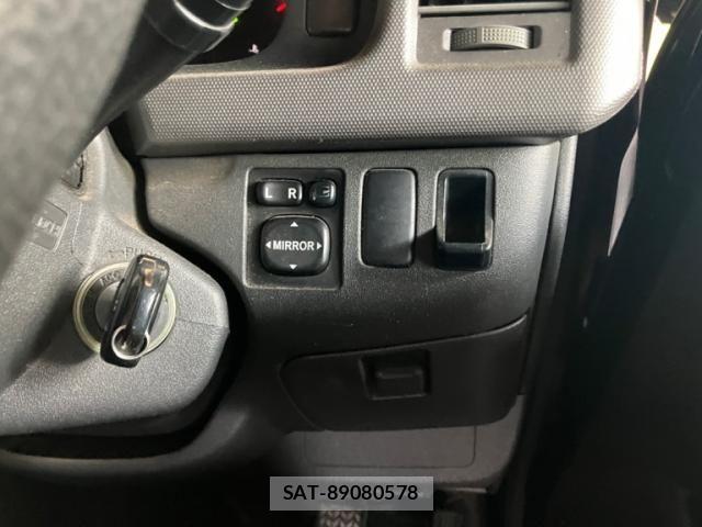 Toyota HIACE VAN 2004-11 8629427-19