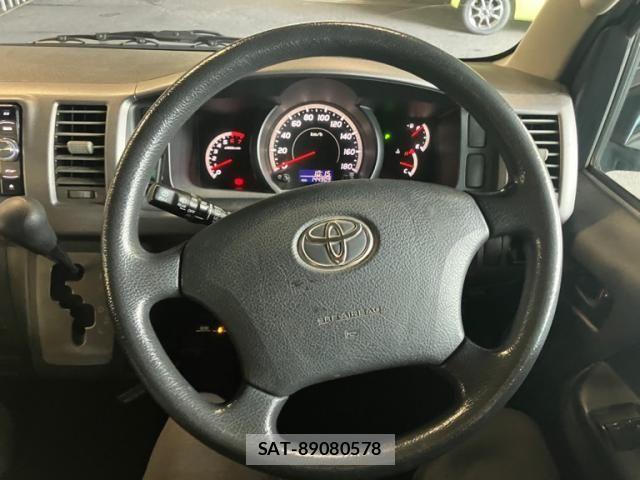 Toyota HIACE VAN 2004-11 8629427-20