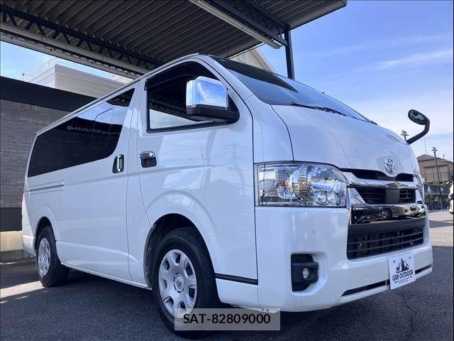 Toyota HIACE VAN 2023-04 8629419-10