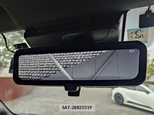 Toyota HIACE VAN 2025-02 8629408-14