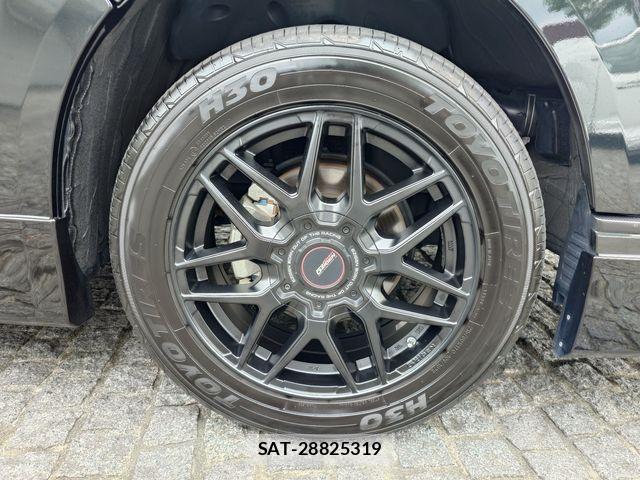 Toyota HIACE VAN 2025-02 8629408-7