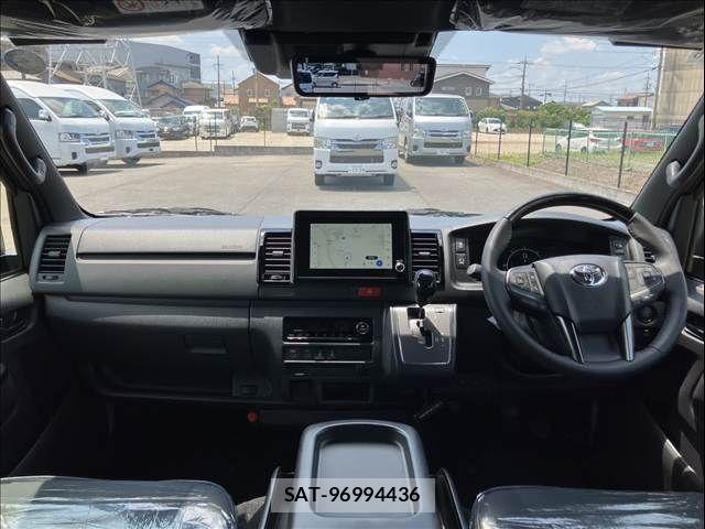 Toyota HIACE VAN 2026-06 8629402-10