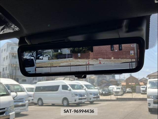 Toyota HIACE VAN 2026-06 8629402-2